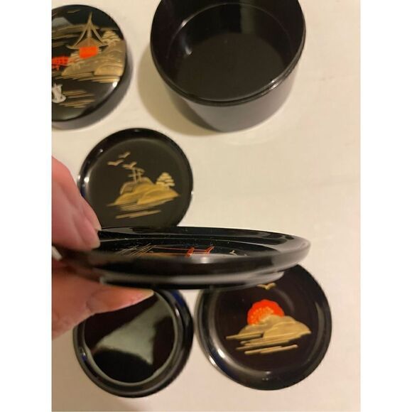 Vintage Japanese AIZU Black Lacquerware Set of 5 Coasters / Sauce Bowls - Picture 5 of 7